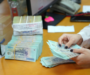 Vay tiền ngân hàng bị ép mua bảo hiểm: Chuyển cơ quan điều tra khi có dấu hiệu vi phạm