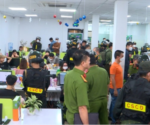 Bắt giữ nhóm chuyên đem quan tài, bình gas... đòi nợ thuê cho nhiều ngân hàng