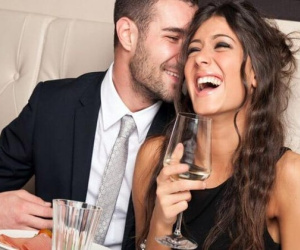 'Đòn ghen' không phải nói, cũng chẳng đụng chân đụng tay của vợ khiến chồng tái dại, cúi mặt bẽ bàng