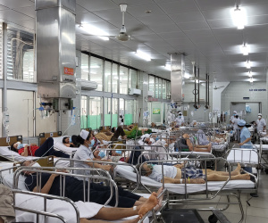 Máy móc hư hỏng, Bệnh viện Chợ Rẫy phải chuyển người bệnh sang nơi khác