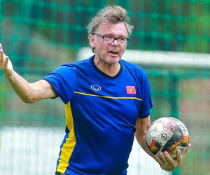Tuyển Việt Nam: HLV Troussier và băn khoăn kỳ FIFA Days đầu tiên