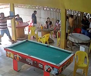 Chơi bi-a thua độ, xách súng bắn chết 7 người theo kiểu hành quyết