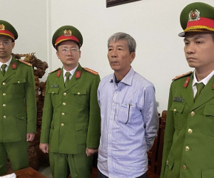 Bắt giám đốc móc nối thuộc cấp tham ô hơn 34 tỷ đồng