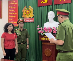 Nhà báo Hàn Ni đã xâm phạm bí mật đời tư của vợ chồng bà Phương Hằng như thế nào?
