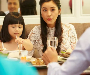 Con riêng của bạn trai đề nghị một việc khiến tôi bối rối