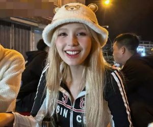 Xoài Non đầy thu hút khi đi chợ