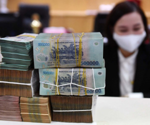 Thu ngân sách vẫn tăng mạnh, riêng thu từ nhà đất giảm
