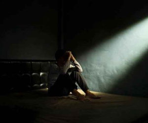 Đàn ông cũng cần được quan tâm, chia sẻ gánh nặng tâm lý