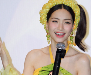 Hòa Minzy hoá thân 'Thị Mầu', tự tin khi bị so sánh với Hoàng Thùy Linh