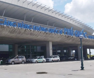 Việt kiều Pháp lấy điện thoại của người khác để quên tại sân bay