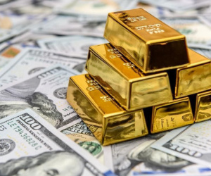 Đồng USD tăng vọt, giá vàng lao dốc sau tuyên bố của Chủ tịch Fed