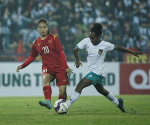 Tuyển nữ Việt Nam đè bẹp Indonesia trên sân Việt Trì