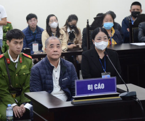 Cựu cán bộ Sở TN-MT Hà Nội cùng vợ hầu tòa do chiếm đoạt đất 'vàng' Hà Nội