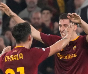 Roma đánh bại Sociedad, Juventus chật vật vượt ải Freiburg