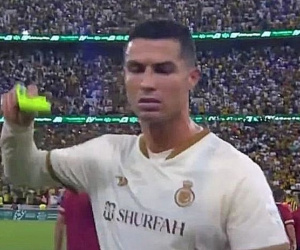 Ronaldo bất ngờ 'đổi giọng' sau loạt hành động xấu xí