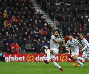 Salah đá hỏng 11m, Liverpool thua đội bét bảng Bournemouth
