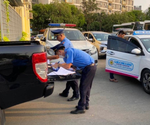Chở khách Nhật từ Tân Sơn Nhất, tài xế taxi thu cước 1,2 triệu với 7km