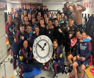 Giải mã về chiếc đồng hồ mừng chiến thắng của Arsenal