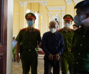 Cựu Tổng Giám đốc Ngân hàng Đông Á Trần Phương Bình hầu tòa lần thứ 4