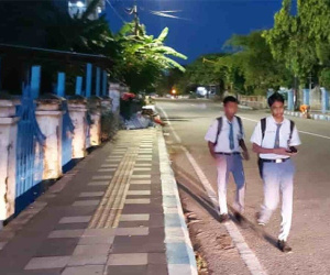 Indonesia dậy sóng vì các trường phổ thông thử nghiệm học từ 5h30 sáng