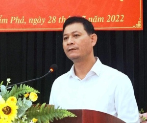 Bắt chủ tịch phường 'bảo kê' nuôi trồng thủy sản trên vịnh Bái Tử Long