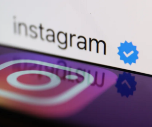 Meta mở bán tích xanh Facebook tại Mỹ