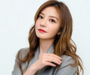 Cuộc sống Triệu Vy sau hai năm bị xóa sổ khỏi showbiz