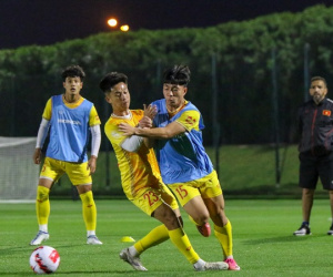 U23 Việt Nam buồn ngủ vì tập đến nửa đêm, chuẩn bị thi đấu khung giờ lạ