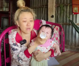 Yêu ai cũng bị lừa, mẹ đơn thân có 4 đứa con bật khóc nức nở: 'Em có 4 con nhưng không chung bố'