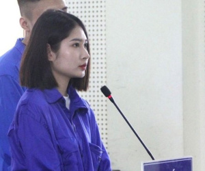 'Hot girl' cùng bạn bè mở tiệc bay lắc ma túy tại chung cư