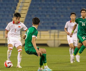 U23 Việt Nam chịu 2 thẻ đỏ, thua đậm U23 Iraq