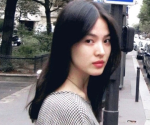 Cư dân mạng xứ Trung xuýt xoa trước loạt ảnh trong veo của Song Hye Kyo những năm 2000