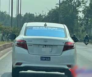 Phát hiện 8 giáo viên dạy lái không ngồi bên cạnh học viên khi ra đường trường