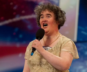 Lần hiếm hoi Susan Boyle lộ diện sau 14 năm gây bão trên truyền hình