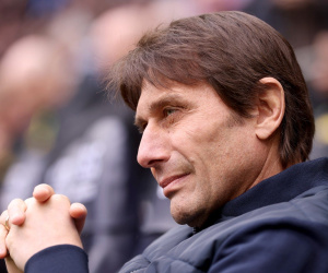 Conte chế giễu BLĐ Tottenham trong bức tâm thư gửi NHM