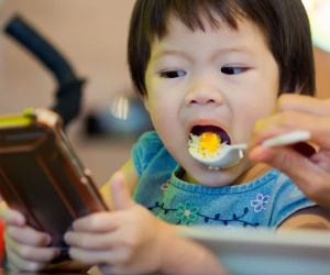5 hành vi có thể khiến trẻ mất khả năng tự lập
