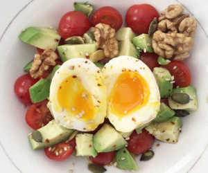 Giảm cân bằng 'eat clean': Lợi ích và nguy cơ