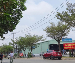 Công an TP.HCM khám xét Trung tâm đăng kiểm 50-01S ở Bình Tân