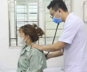 Thường xuyên ăn thịt bò tái, cô gái 28 tuổi mắc bệnh nguy hiểm
