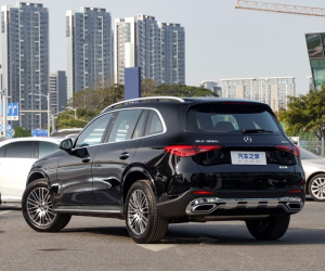 Mercedes-Benz GLC 2023 sắp về Việt Nam từ 1,46 tỷ đồng ở Trung Quốc
