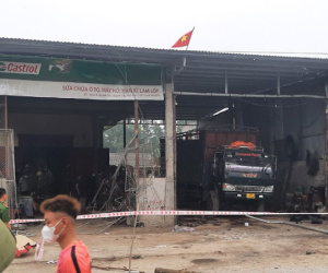 Hé lộ nguyên nhân ban đầu vụ nổ kinh hoàng tại gara ô tô làm 2 người chết, 4 người bị thương