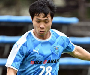 Công Phượng thi đấu trận đầu tiên cho Yokohama FC với chỉ... 6 giây