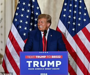 Ông Trump nói gì sau khi ra tòa tại New York?