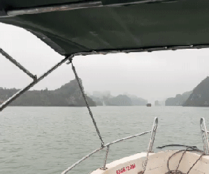 Clip: Máy bay trực thăng VN-8650 bốc khói nghi ngút sau tiếng nổ lớn