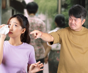 Ông bố Trung Quốc khiến dân mạng phẫn nộ vì ép con gái 24 tuổi chia tay tình đầu