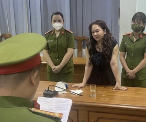 Ca sĩ Thủy Tiên, Đàm Vĩnh Hưng đòi bà Phương Hằng bồi thường 88 tỷ đồng dựa trên căn cứ nào?