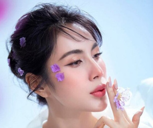 Ca sĩ Thủy Tiên không yêu cầu bà Nguyễn Phương Hằng bồi thường 44 tỉ đồng