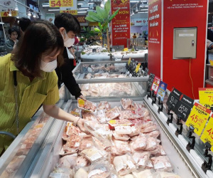 Sốc, nhiều siêu thị giảm giá hàng ngàn mặt hàng đến 35% dịp cuối tuần