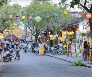 Hội An lùi thời gian thực hiện phân luồng du khách vào phố cổ