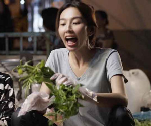 Gỡ bỏ vương miện, Thùy Tiên sơ hở là đổi nghề, bán 'đắt hàng như tôm tươi'